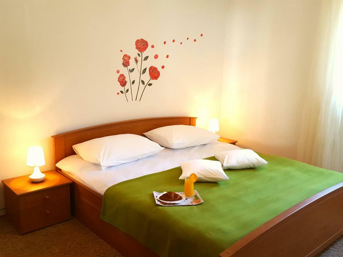 Apartmani Bezma ボル エクステリア 写真