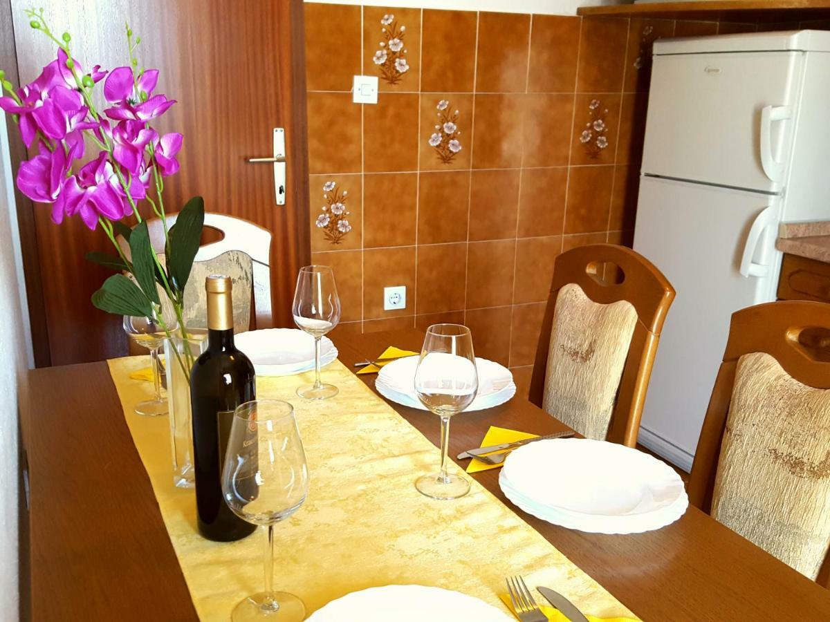 Apartmani Bezma ボル エクステリア 写真